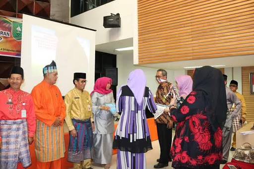 1536550779-RiauBertuah co-r2